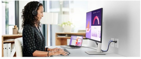 Monitor 32" Dell P3223QE 4K UHD DP HDMI 4xUSB 1xUSB-C 1xRJ-45 90W Monitor 32" Dell P3223QE 4K UHD DP HDMI 4xUSB 1xUSB-C 1xRJ-45 90W